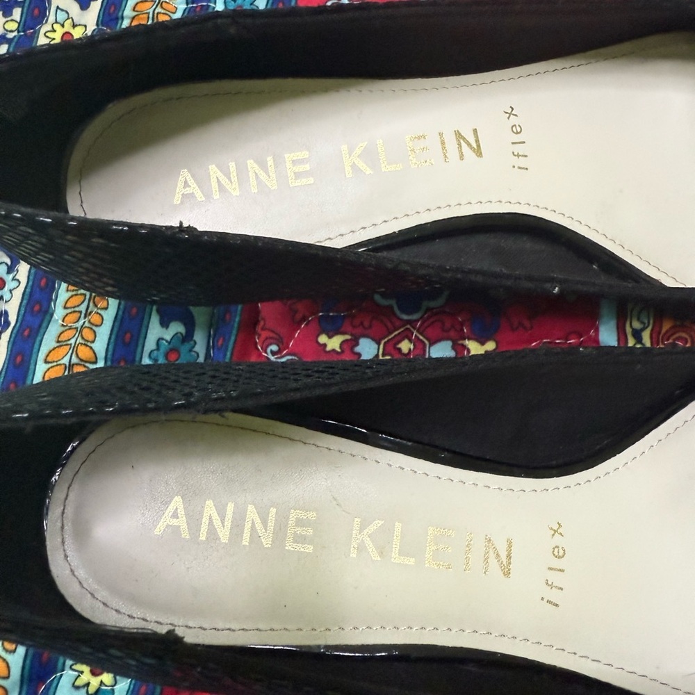 Anne Klein Black pumps - Picture 3 of 9